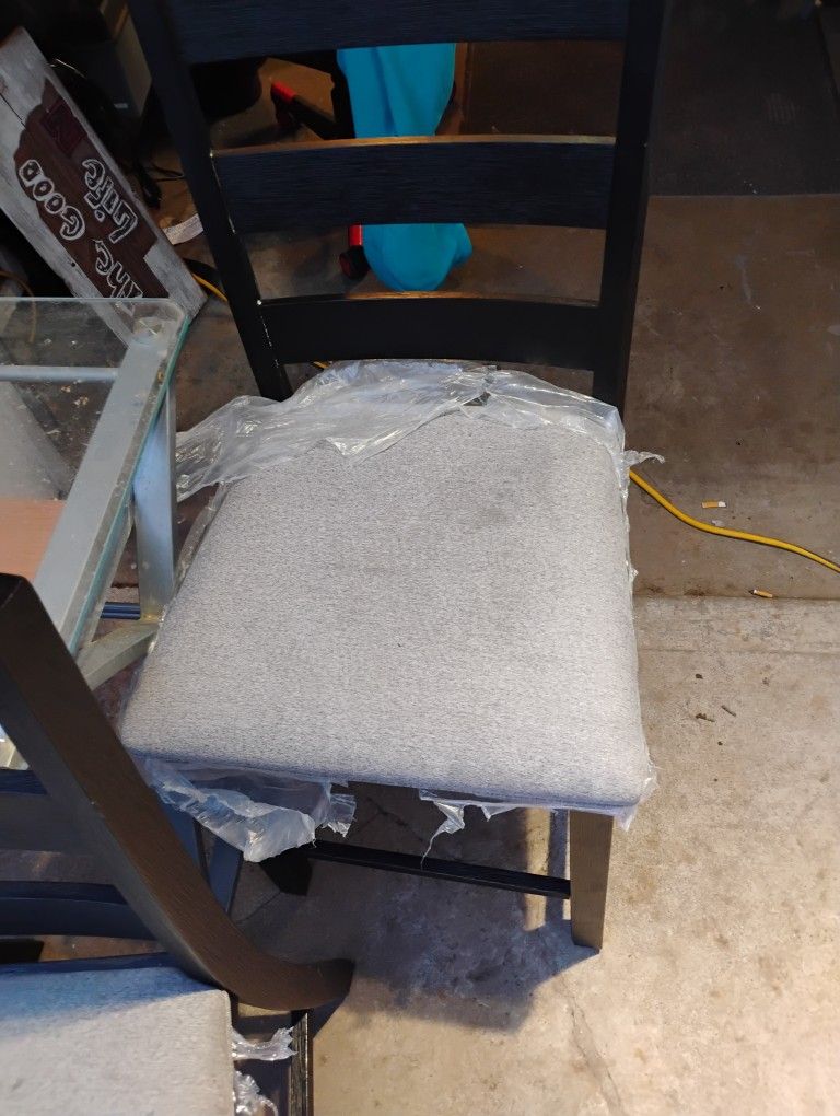 3 Counter Height Outdoor/Indoor Chairs