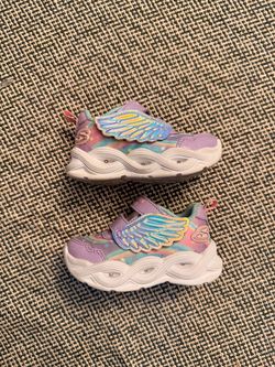Skechers Kids Light-Up Wing Sneakers