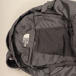 The north face recon backpack