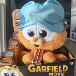 Garfield Plushie