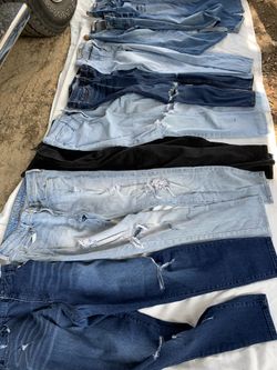 Hollister, American Eagle, Forever 21, Justice Jeans