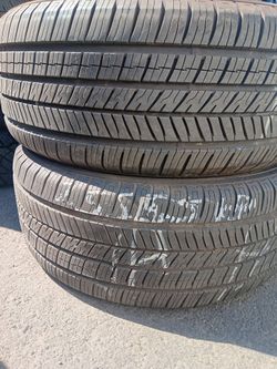 Vendo 2 Llantas Usadas 255 55 18 96 devida  YOKOHAMA