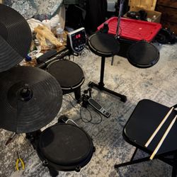 Alesis Electric Drum Set 