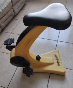 Home Bicycle fitness machine