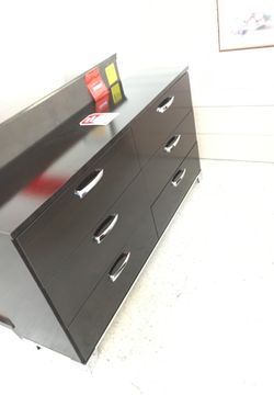 signature 6 drawer dresser
