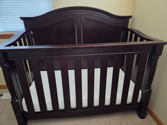 Crib with mattress