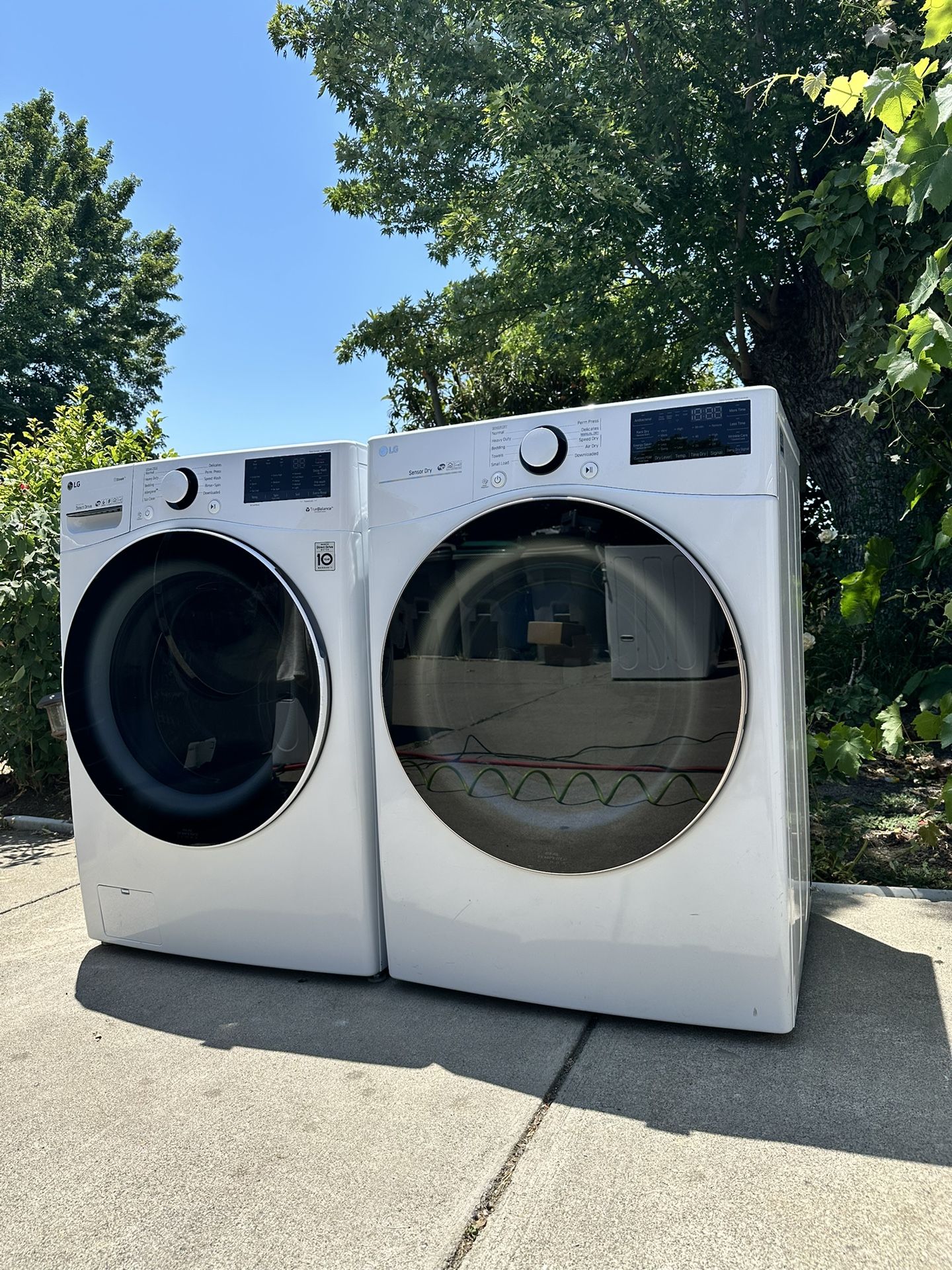 $850 Washer and GAS Dryer - Delivery Available