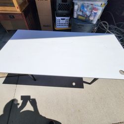 Free Table Top