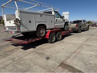TOW/REMOLQUE