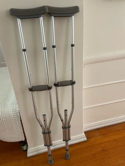 Crutches - Miracle Mile 90036