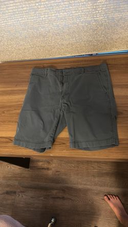 Levi’s Shorts Size W34