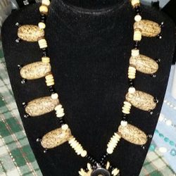 HANDCRAFTED NECKLACES 