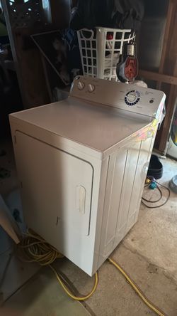 GE White Electric Dryer