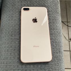 iPhone 8 Plus
