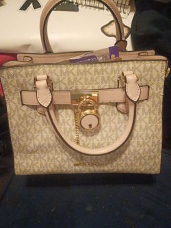 Michael kors purse