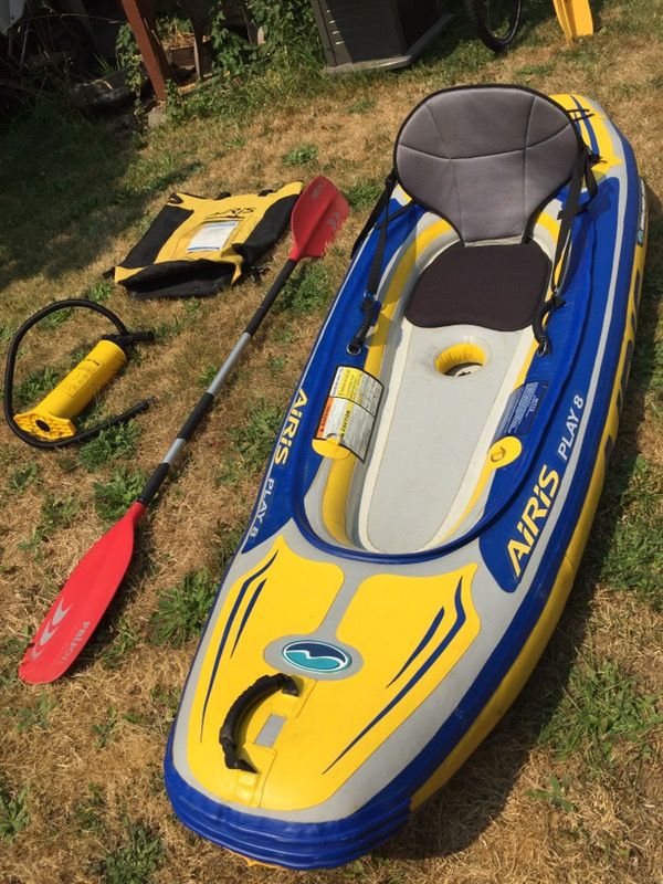 Airis Walker Bay Play 8 Inflatable Kayak