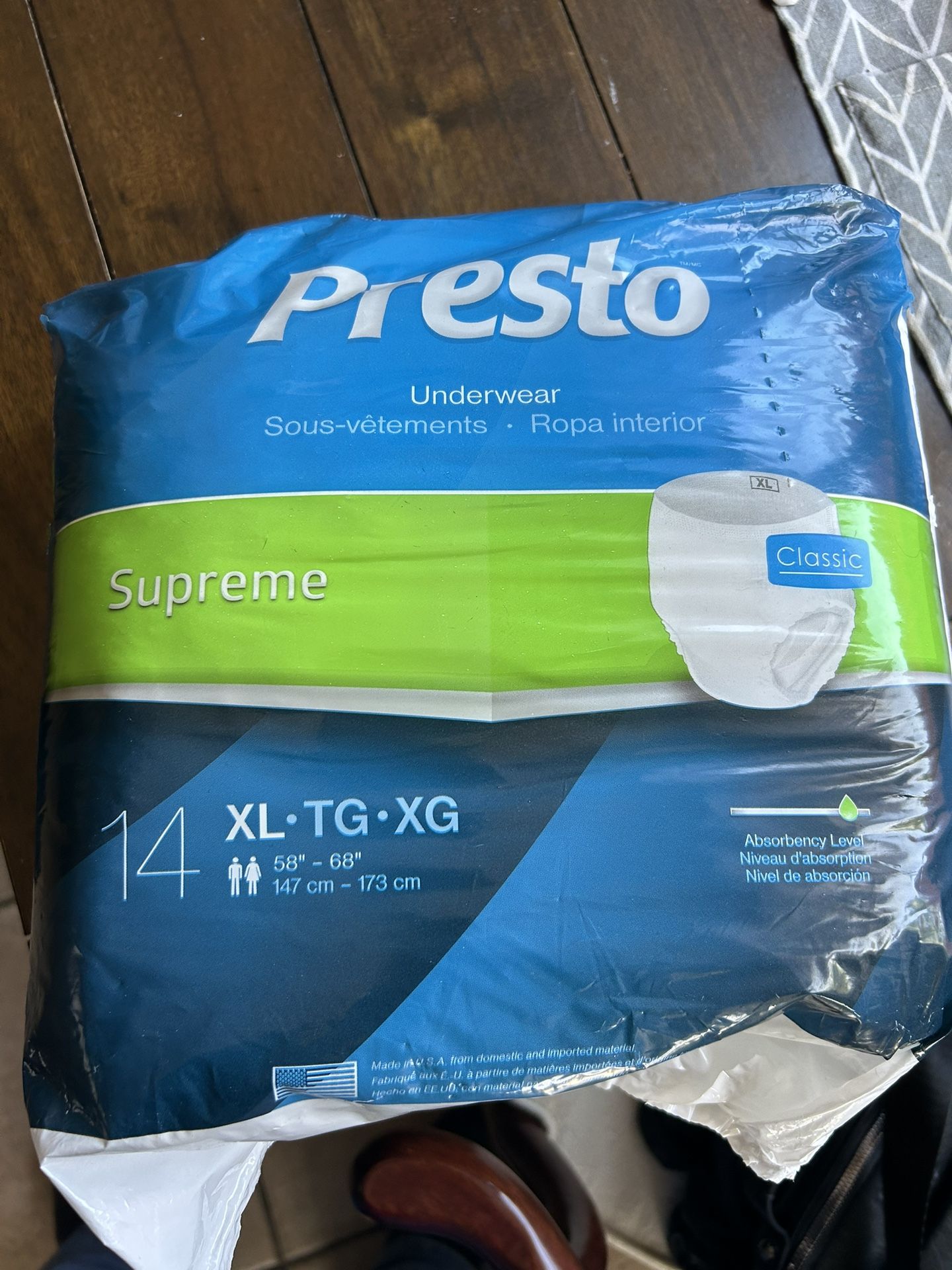 Vendo Paquetes De Pañales Size Xl.   1 X $9.   O Mejor Oferta.  Tengo 40 Paquetes 
