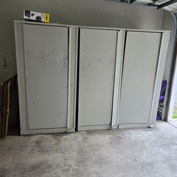  Free Heavy Duty Cabinet With Shelves