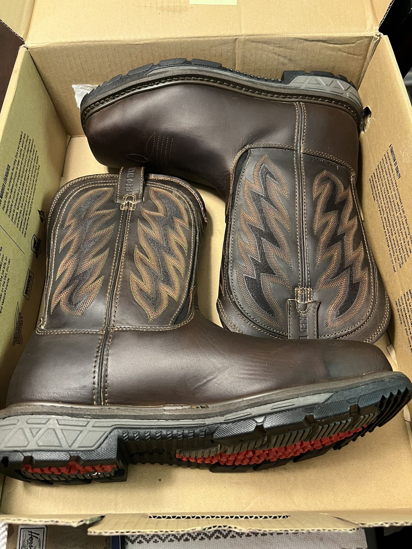 Red Wing Boots 10.5 New