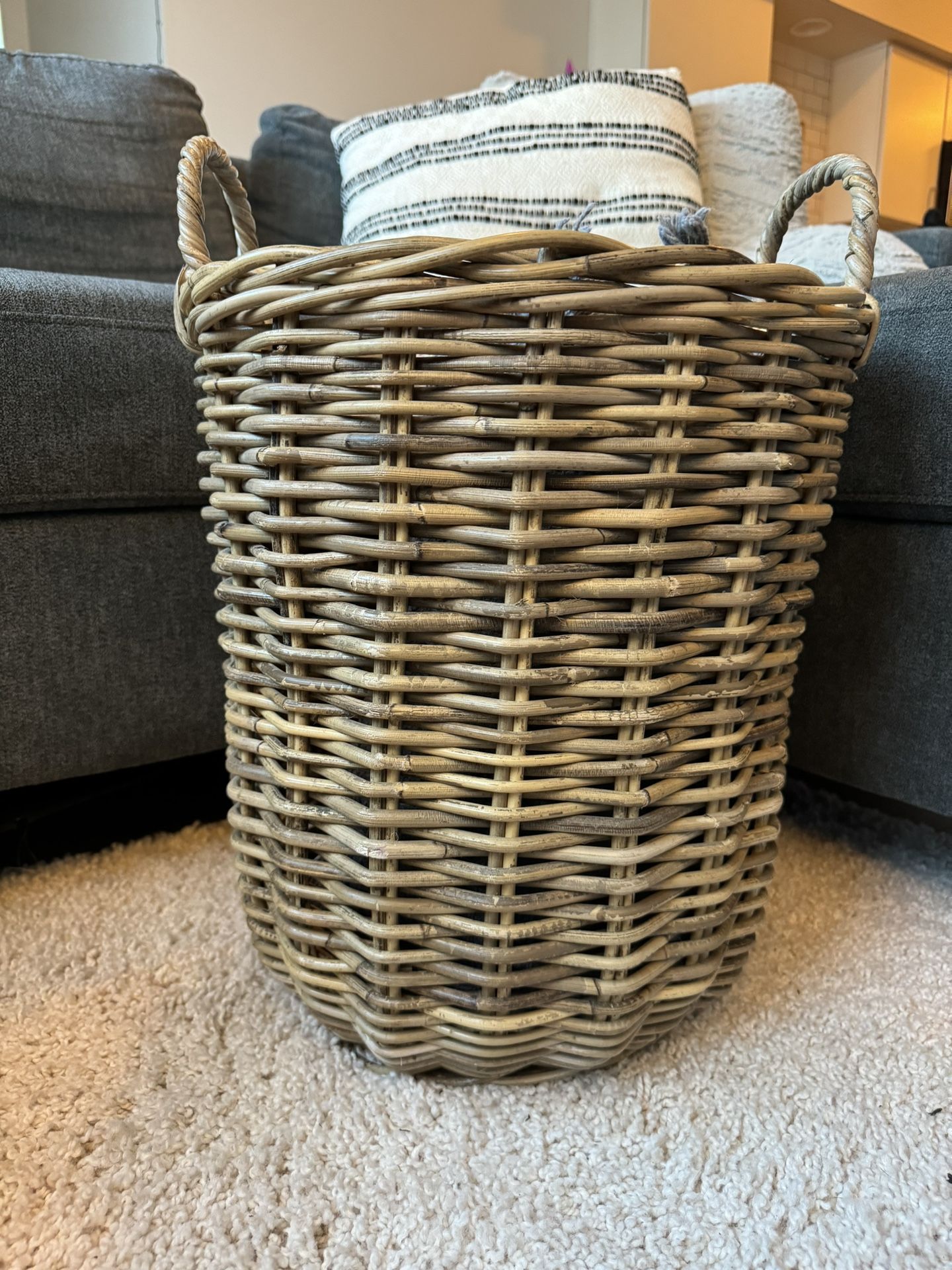 Natural Tote Basket w/ Blankets
