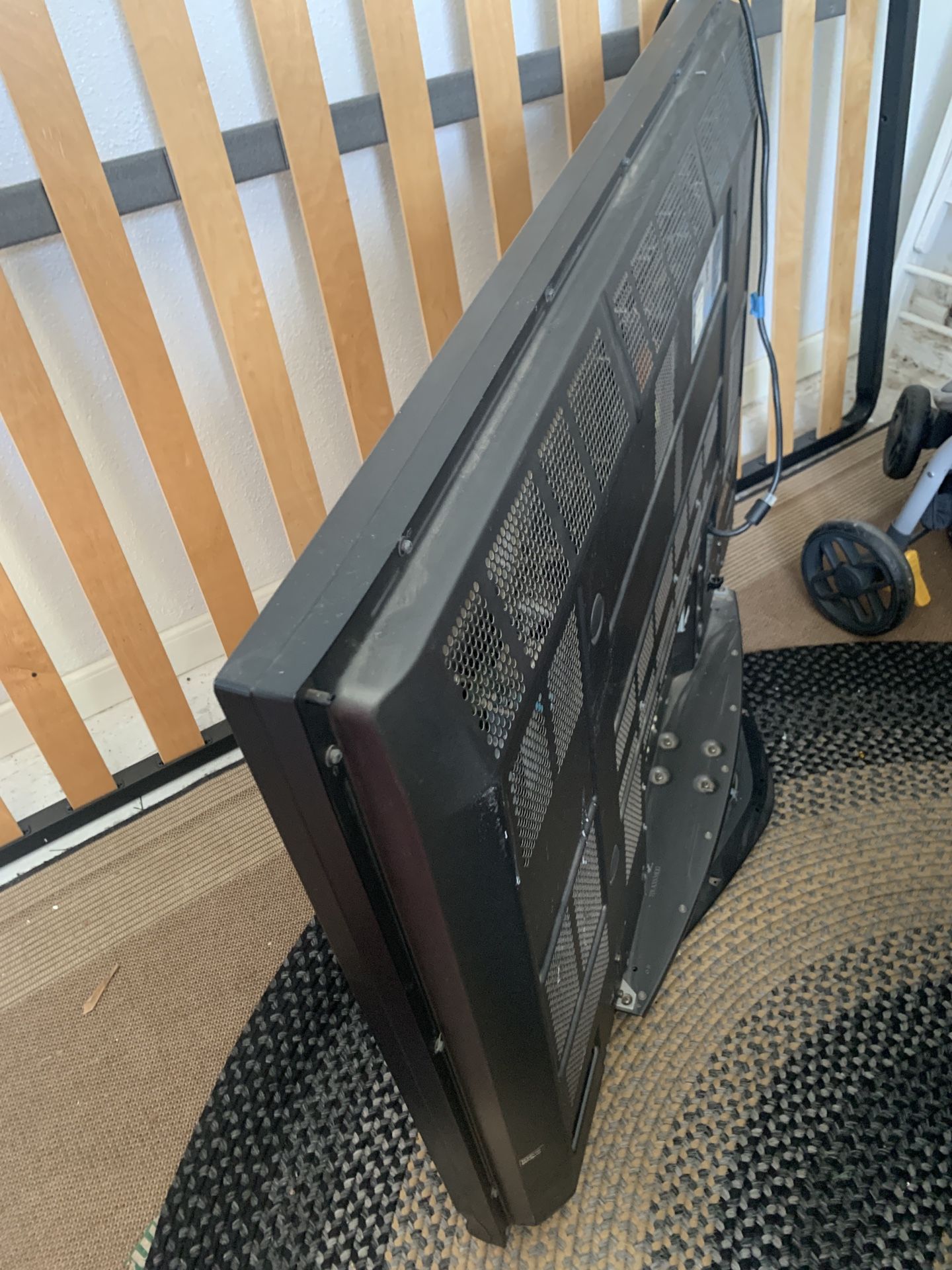 Big Screen Tv Works Great Whether Sound Bar 
