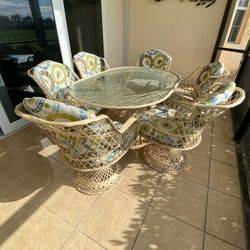 Rattan Patio Set With 6 Rotating Chairs With Cushions