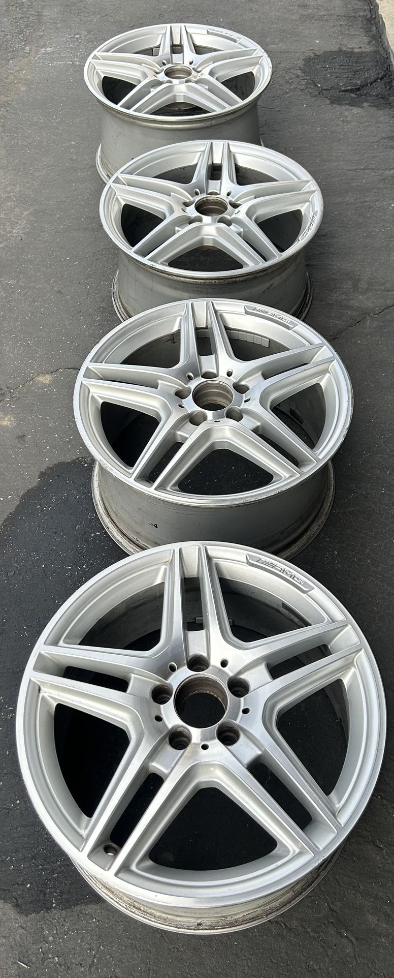 Set of 4 Mercedes Benz E350 original factory AMG 18” staggered wheels Rims No Tires