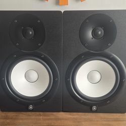 Pair of Yamaha HS8 Studio Speakers, Mint