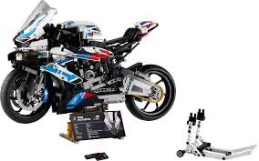 4 Different Lego Sets