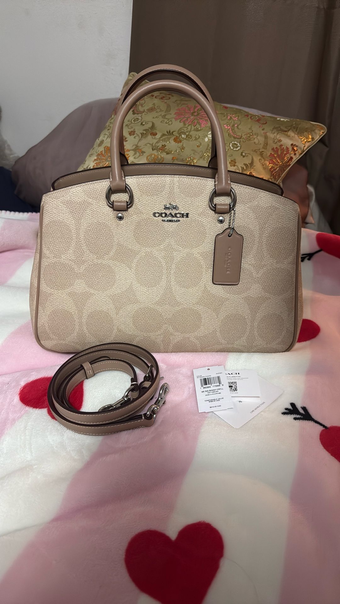 Coach Savanna carry all