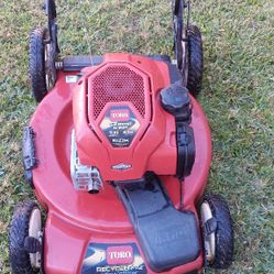 Toro 7.25 Hr Self Propelled Lawn Mower 