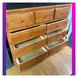 9 drawers dresser / Nine drawers dresser