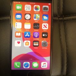 iPhone 7 factory unlocked to any carrier 32 GB great condition