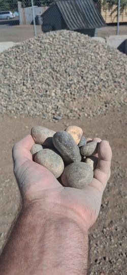 River Rock (washed 1"-1 1/2")