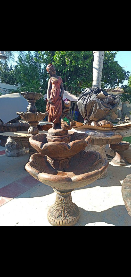 New 4ft Woman Shell Water Fountain 