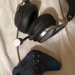Xbox Controller And Headset