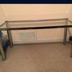 Table-Aluminum Frame And Glass Top