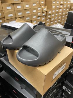 yzy slides