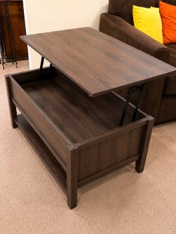 Lift-Top Coffee Table – Excellent Condition $150