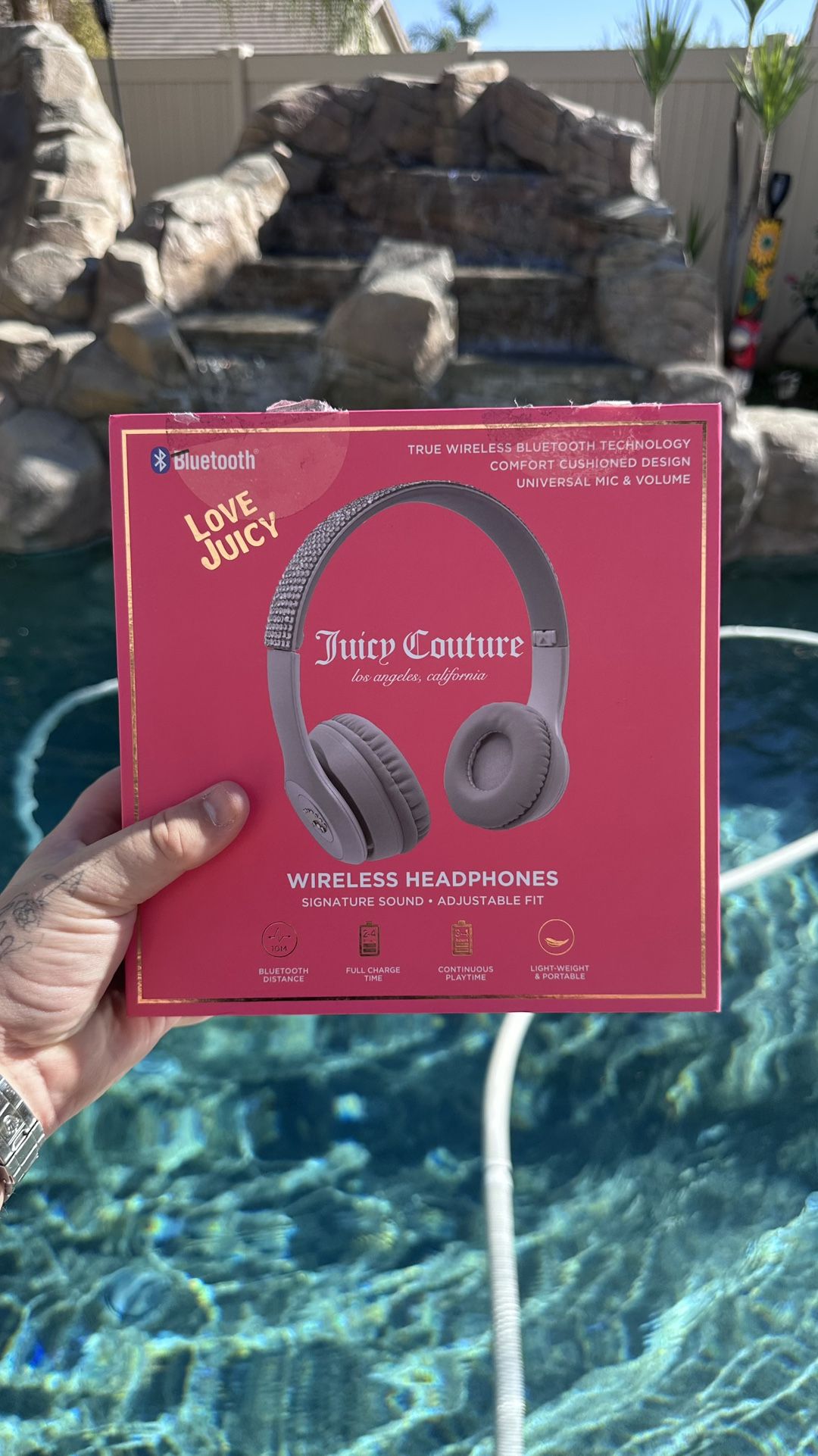 Juicy Couture Wireless Headphones