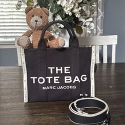 Marc Jacobs The Tote Bag