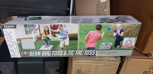 Bean bag toss & tic tac toss