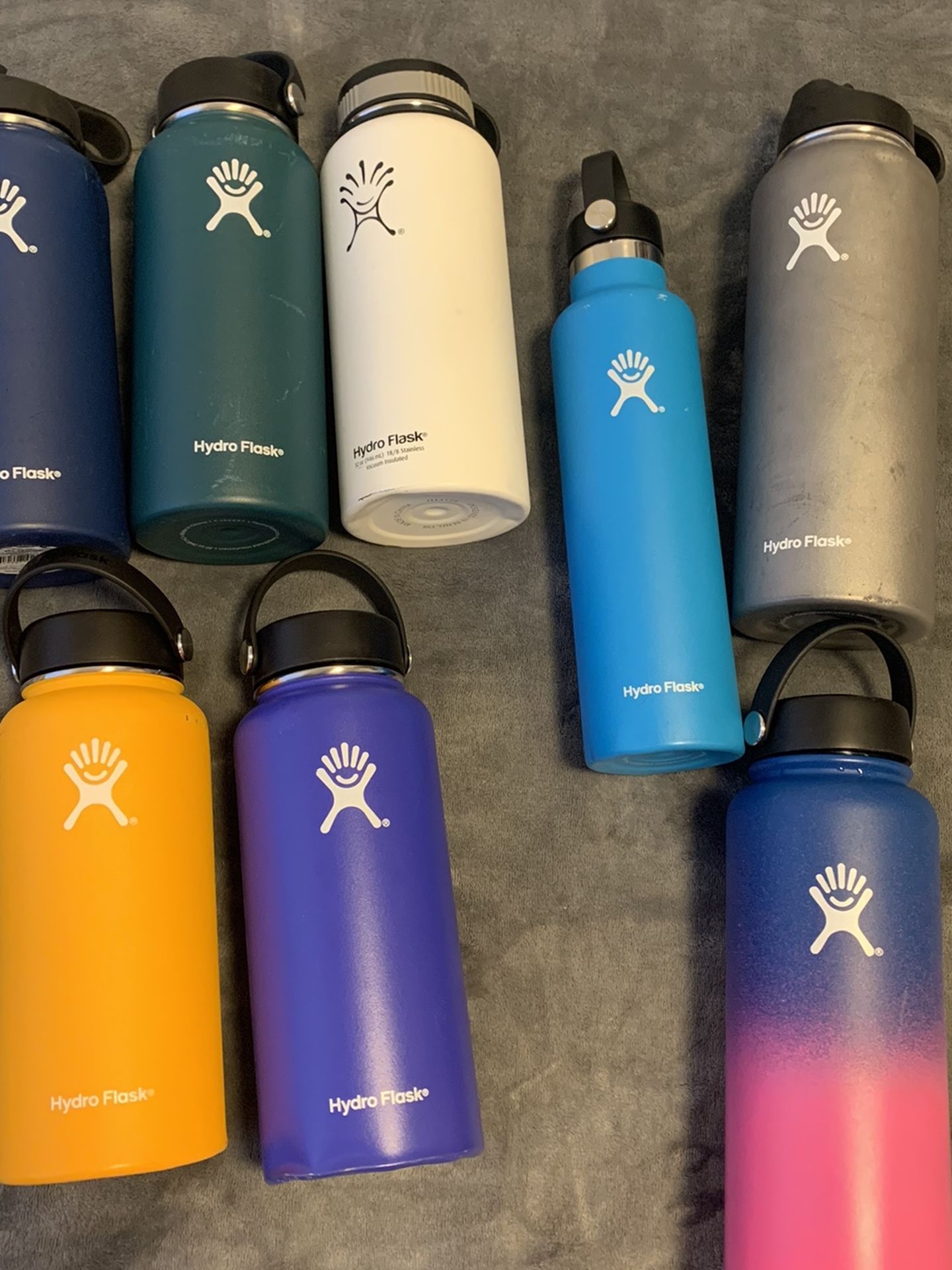 Hydro Flask Lot 8 24 32 48 Ounces Used Blue Pink Purple Yellow Black Blue White. Condition is "Used". This lot includes 1-24 oz bottle, 5-32 oz bottle