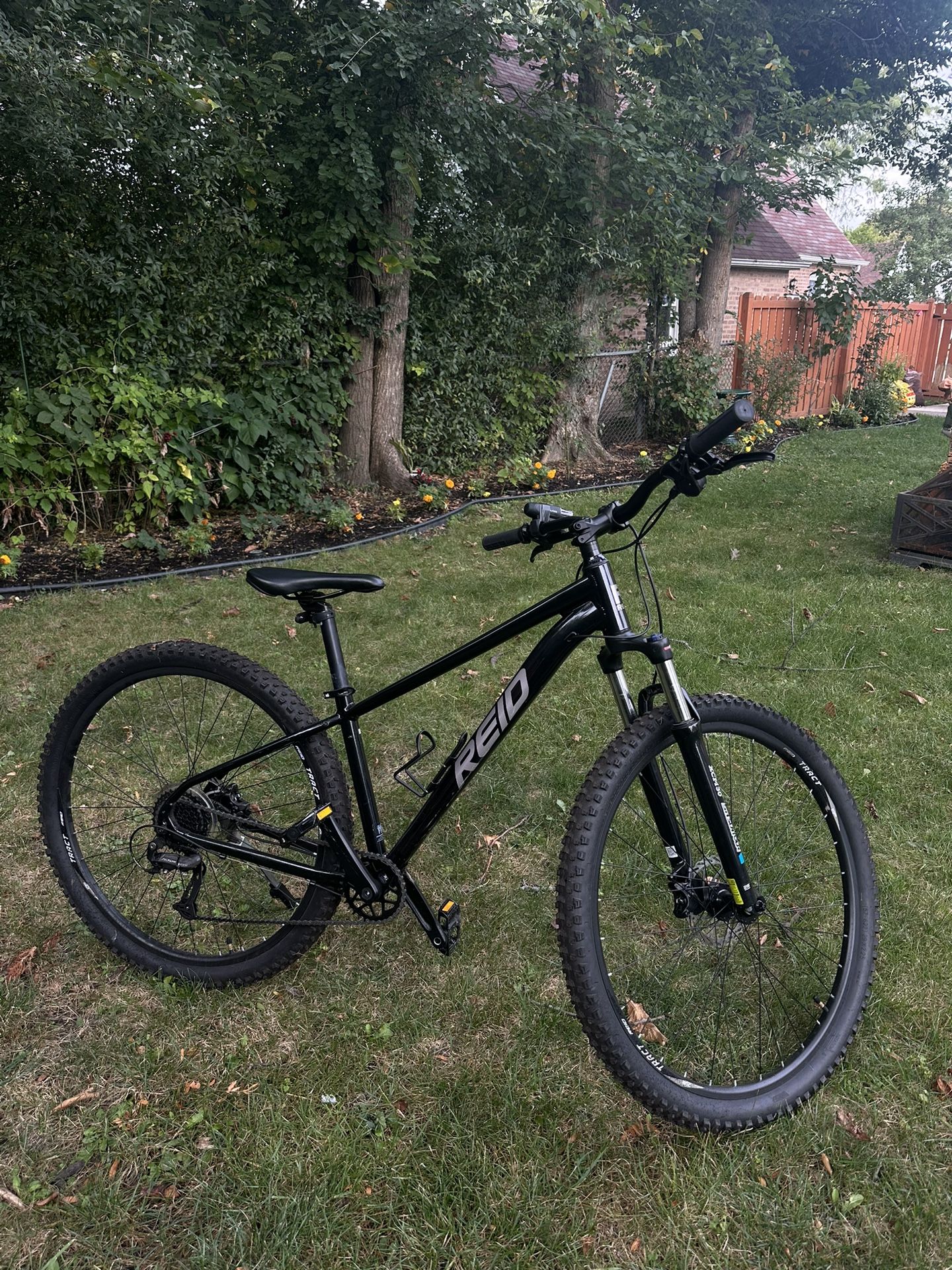 Reid 27.5” Mountain Bike