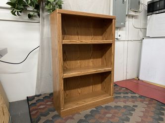 Brown 3-tier Bookshelf