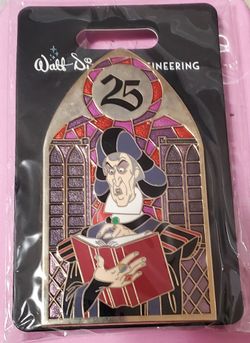 WDI The Hunchback of Notre Dame 25th Anniversary Judge Claude Frollo pin
