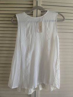 New sleeveless top size large only $12