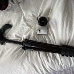 Sony A6000 With Tripod