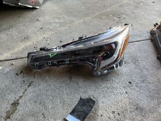 2023 2024 toyota corolla driver left headlight