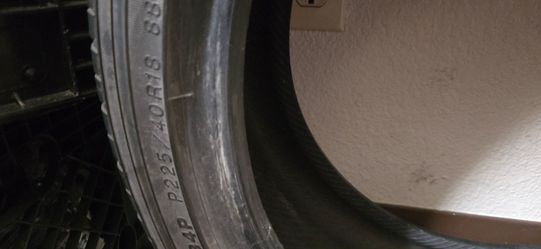 Used Yokohama tires 225/40/18 255/35/18